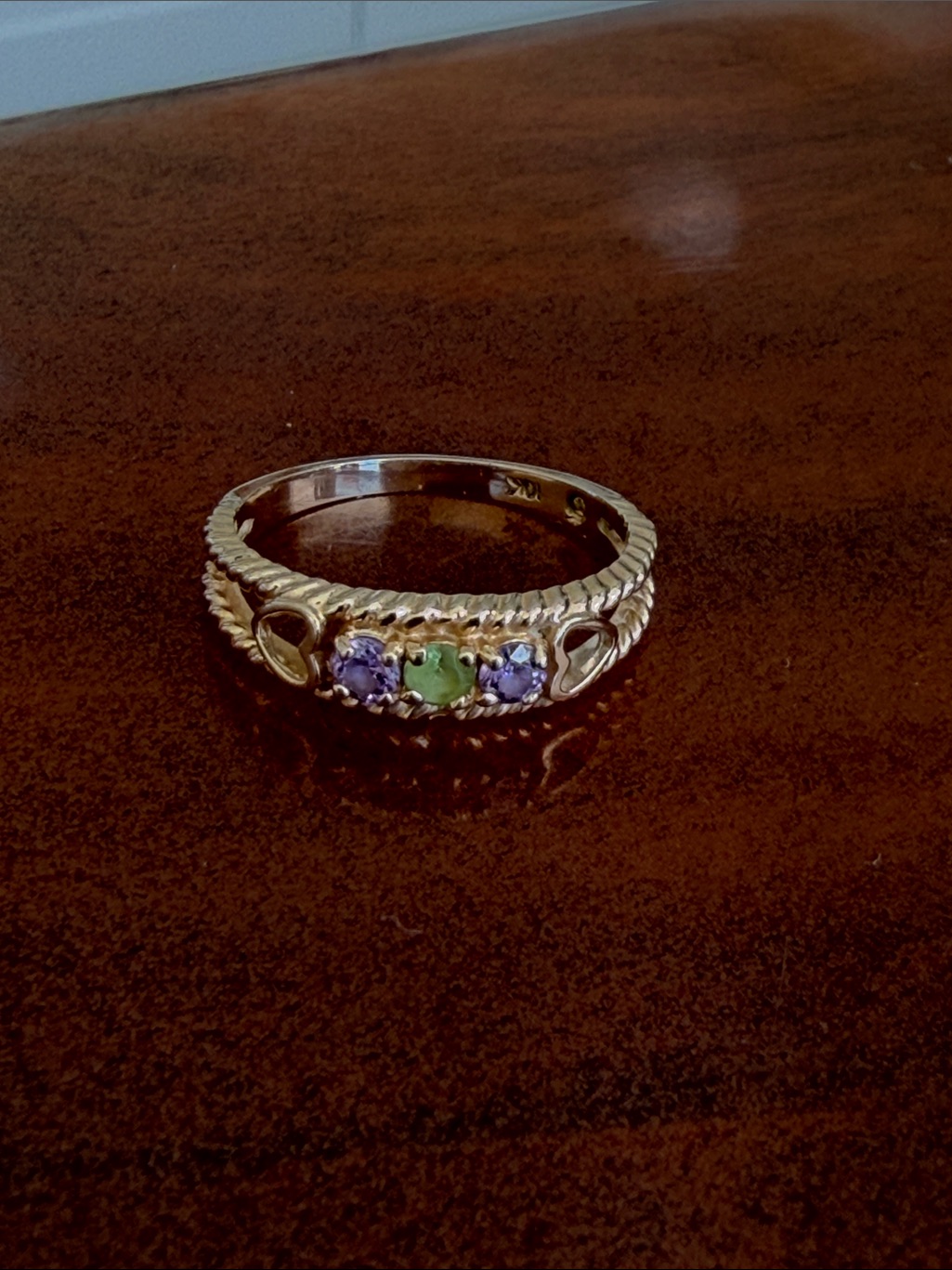 10k Yellow Gold Mothers Ring